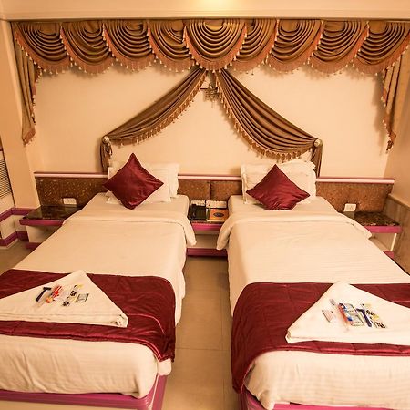 Hotel Ashwin Bombay Esterno foto