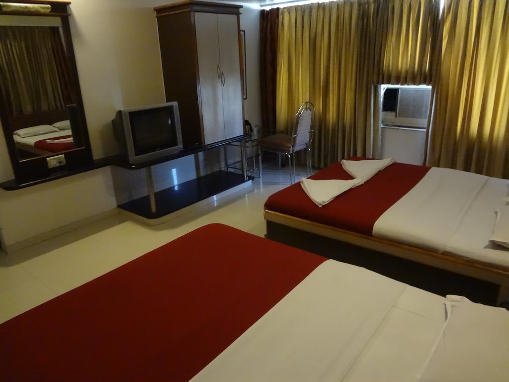 Hotel Ashwin Bombay Esterno foto
