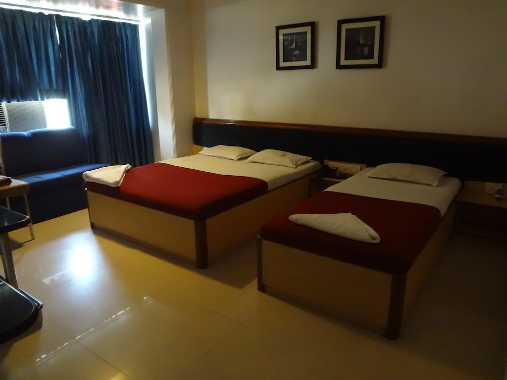 Hotel Ashwin Bombay Esterno foto