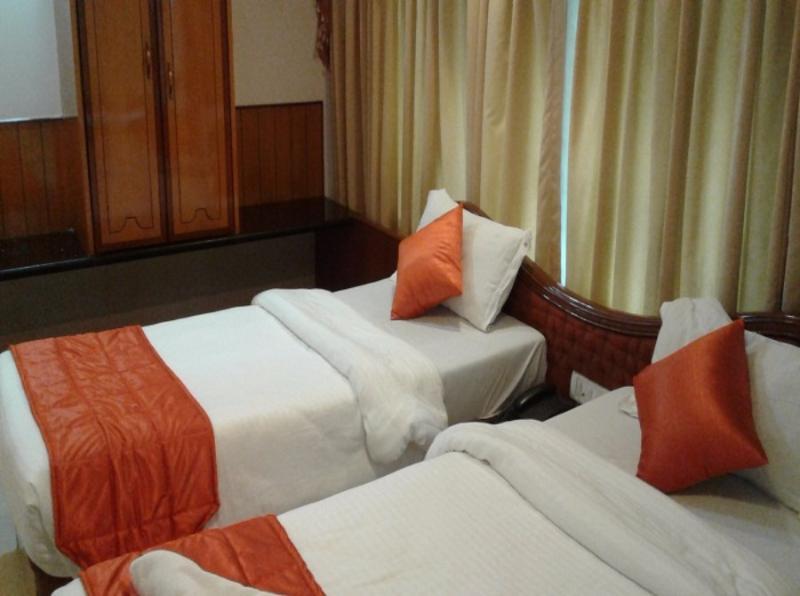 Hotel Ashwin Bombay Esterno foto