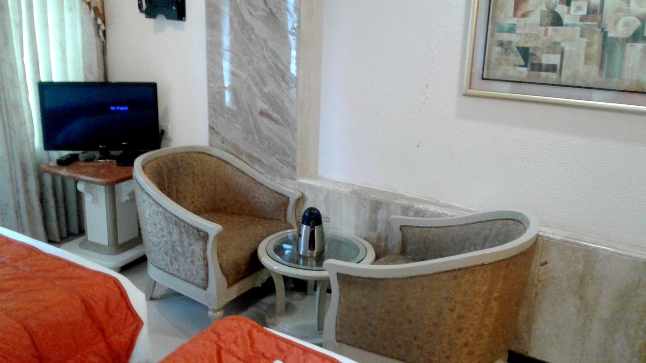 Hotel Ashwin Bombay Esterno foto