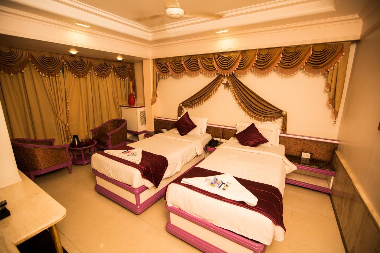 Hotel Ashwin Bombay Esterno foto