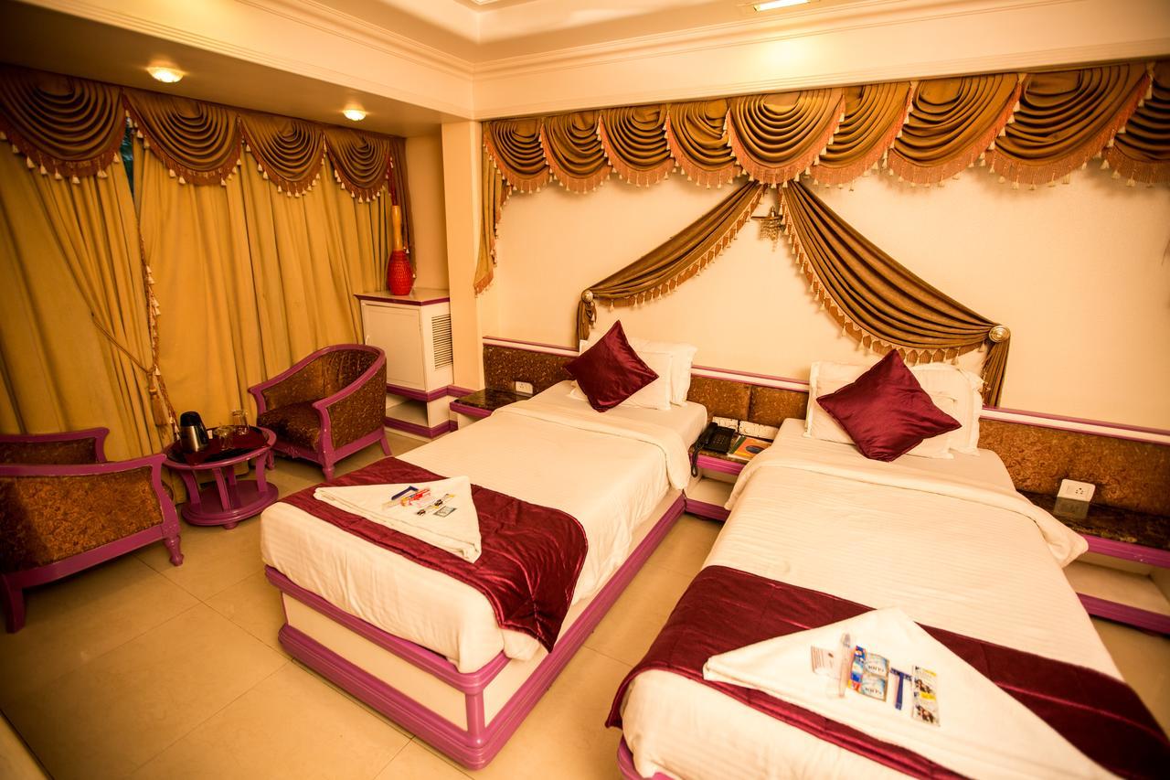Hotel Ashwin Bombay Esterno foto